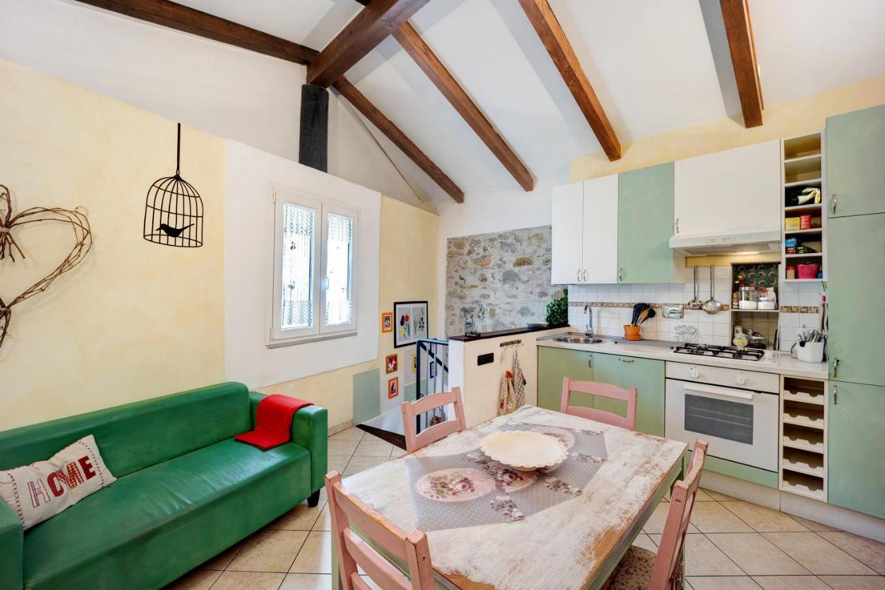 Apartamento La Casa Nel Caruggio Diano Arentino Exterior foto