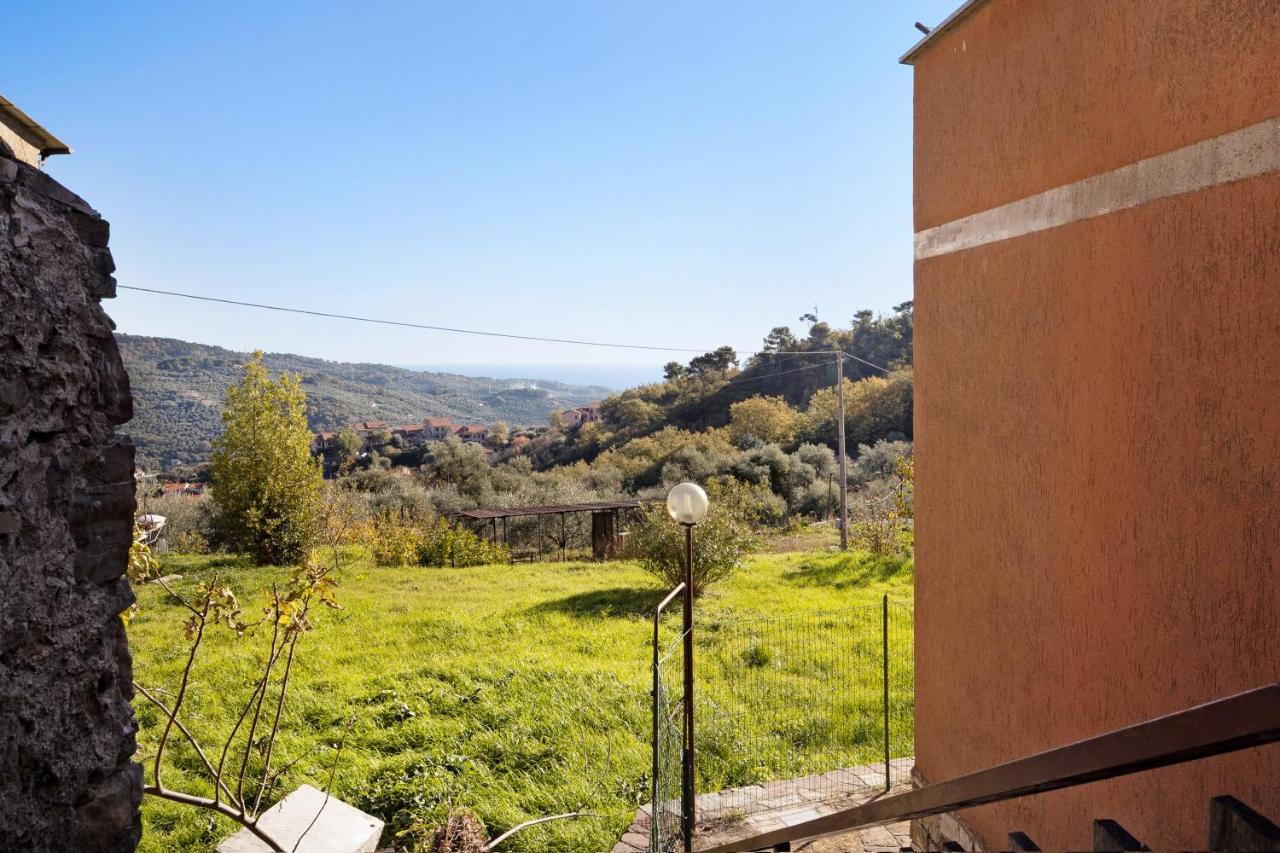 Apartamento La Casa Nel Caruggio Diano Arentino Exterior foto