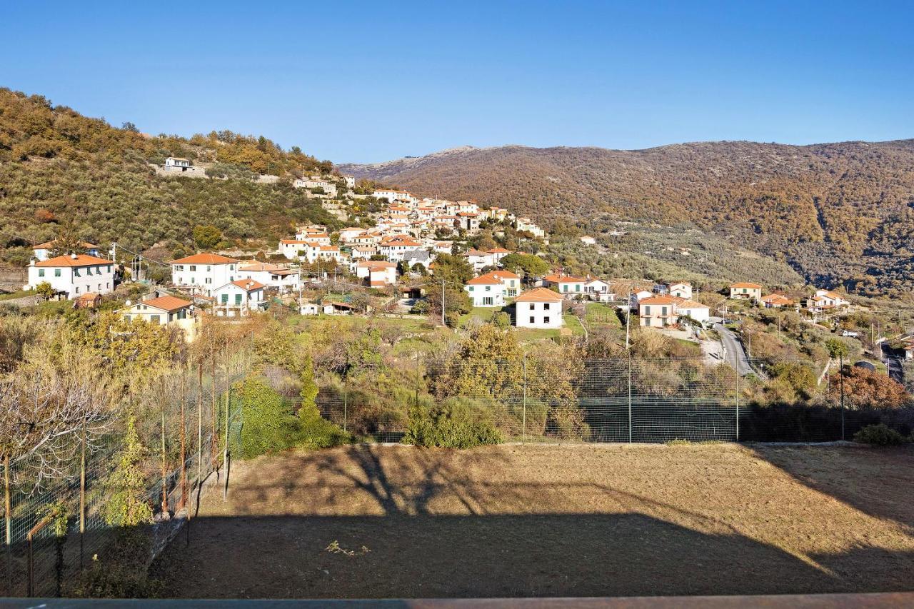 Apartamento La Casa Nel Caruggio Diano Arentino Exterior foto