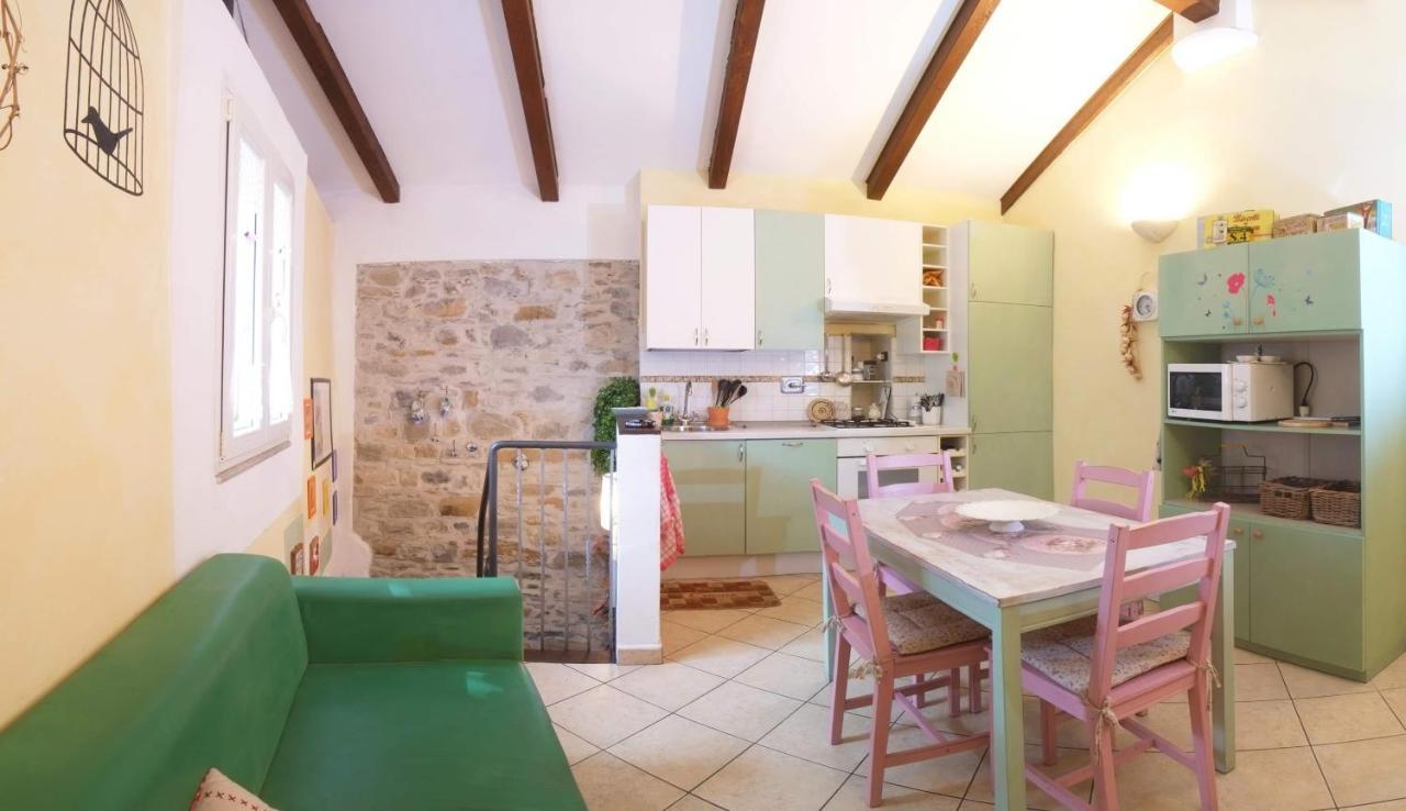 Apartamento La Casa Nel Caruggio Diano Arentino Exterior foto