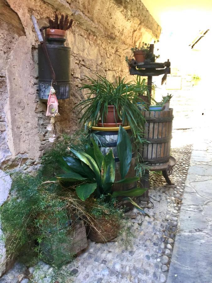 Apartamento La Casa Nel Caruggio Diano Arentino Exterior foto