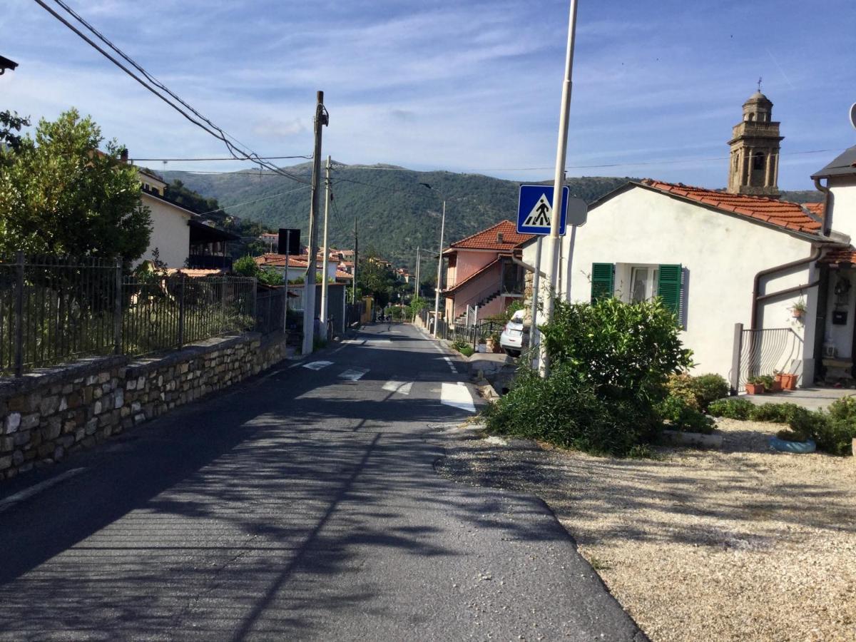 Apartamento La Casa Nel Caruggio Diano Arentino Exterior foto