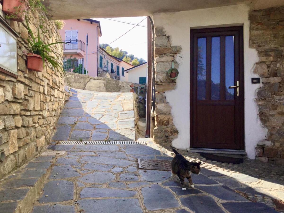 Apartamento La Casa Nel Caruggio Diano Arentino Exterior foto